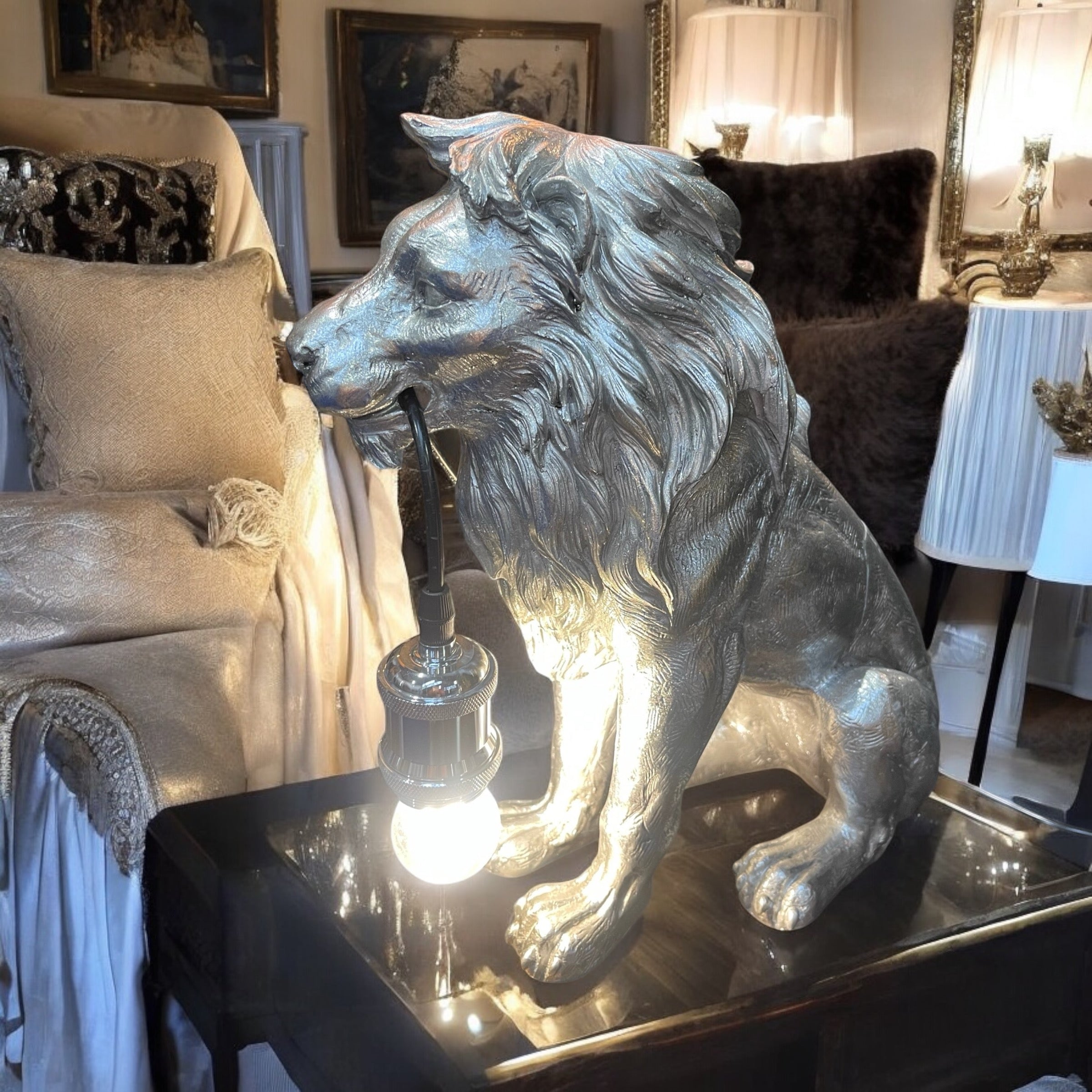Sitting Lion Table lampshade - Silver