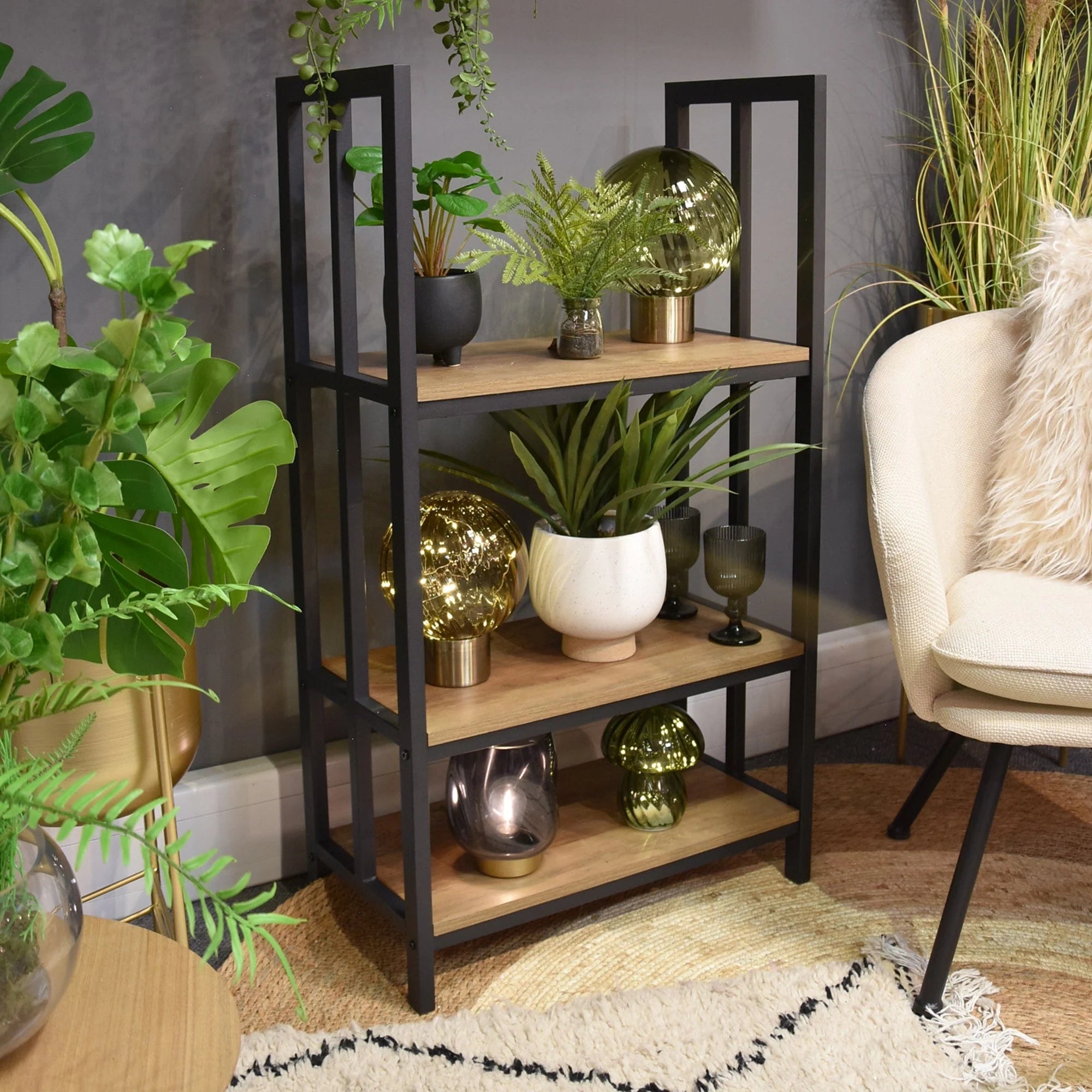 Free standing contemporary unit