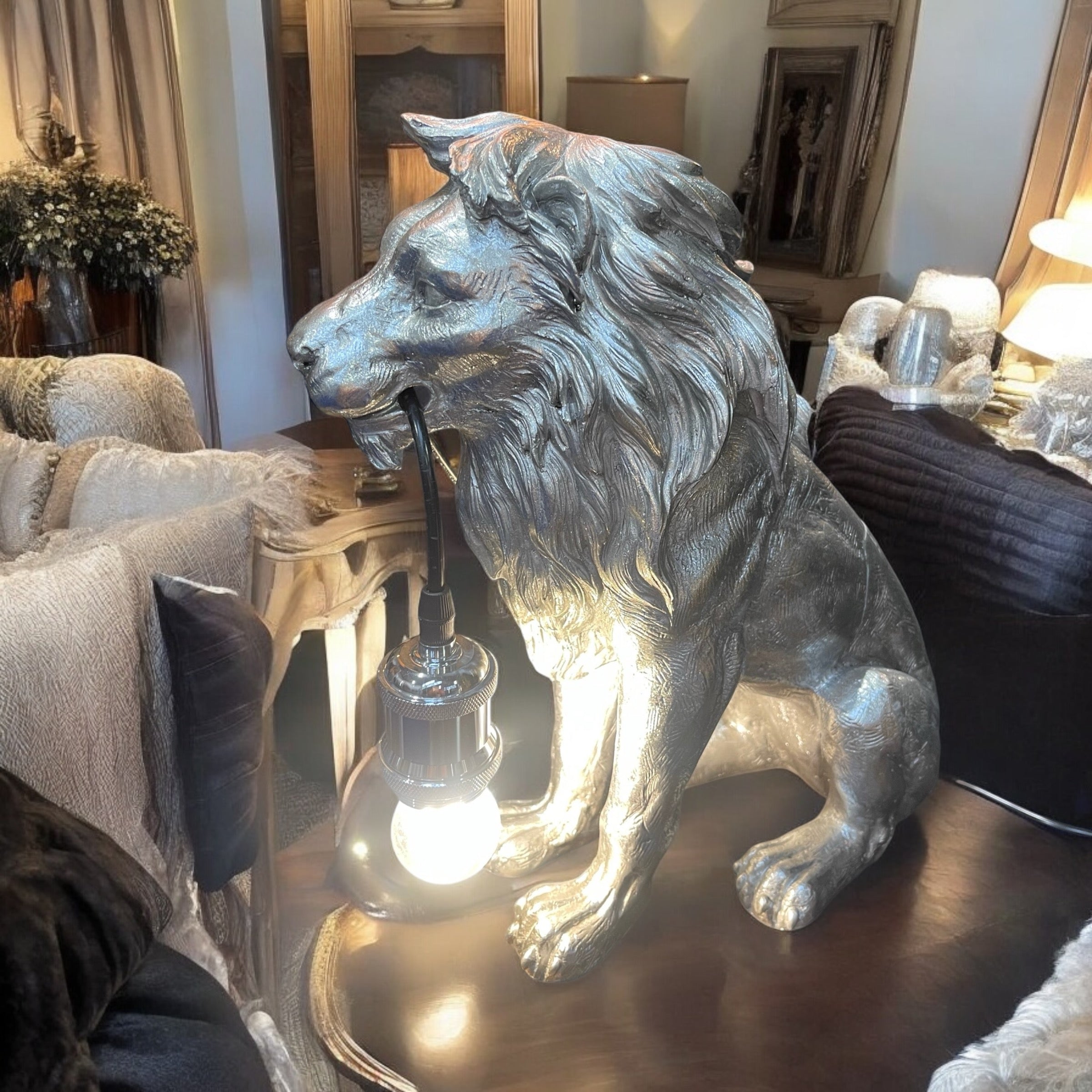 Sitting Lion Table lampshade - Silver